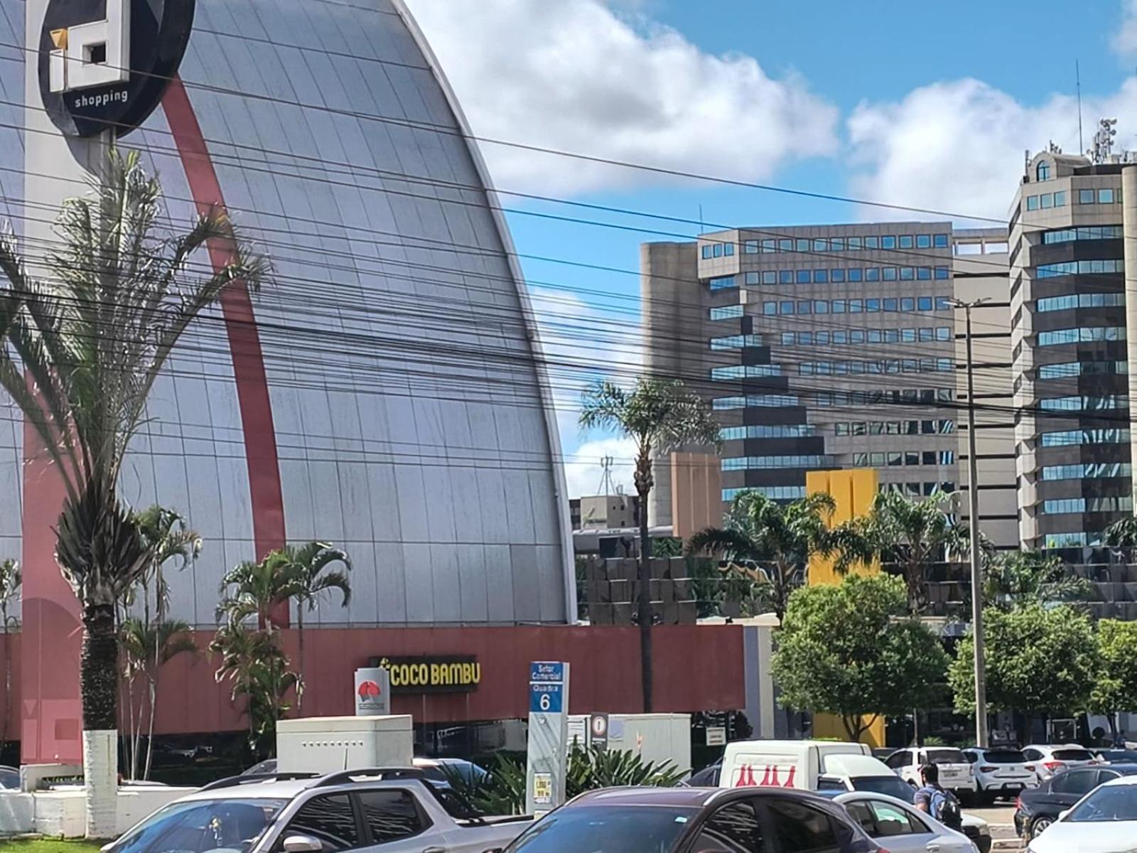 Hotel Grand Mercure Flat Particular Com Varanda, Garagem E Wi-Fi Brasília Ngoại thất bức ảnh